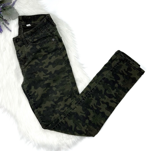 UNIONBAY Denim - Unionbay Women's Camo Mid Rise Skinny Jeans Green Size 3